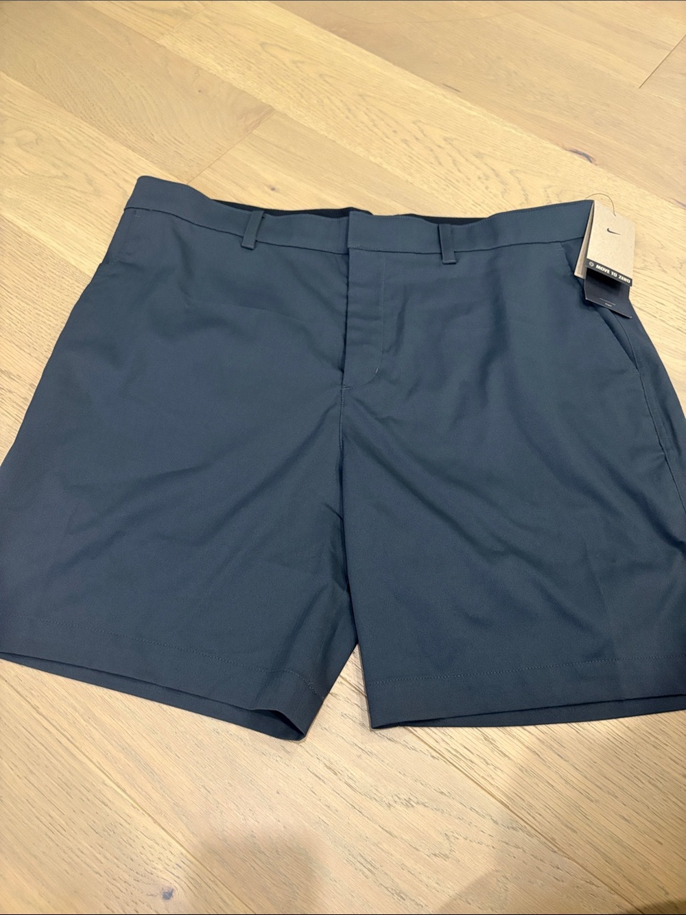 BNWT Nike Men’s Golf Shorts Size 40
